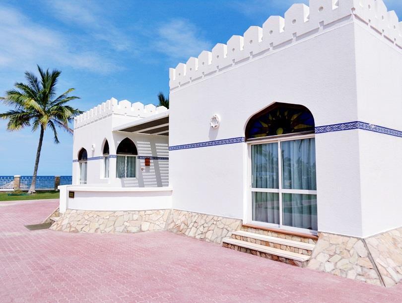 فندق صحار بيتش المظهر الخارجي الصورة